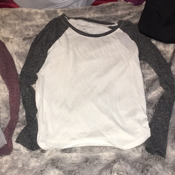 BUNDLE: 2 long sleeve shirts - Picture 2 of 5